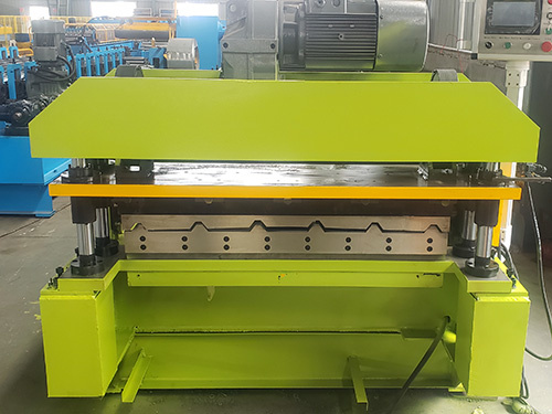 Heavy duty high speed roofing sheet roll forming machine