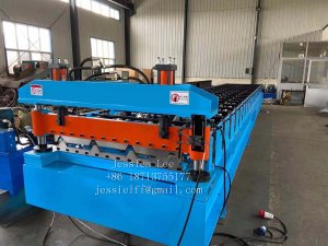 TR4/TR5 metal roofing sheet roll forming machine for Peru customer