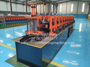 Roll up shutter door roll forming machine